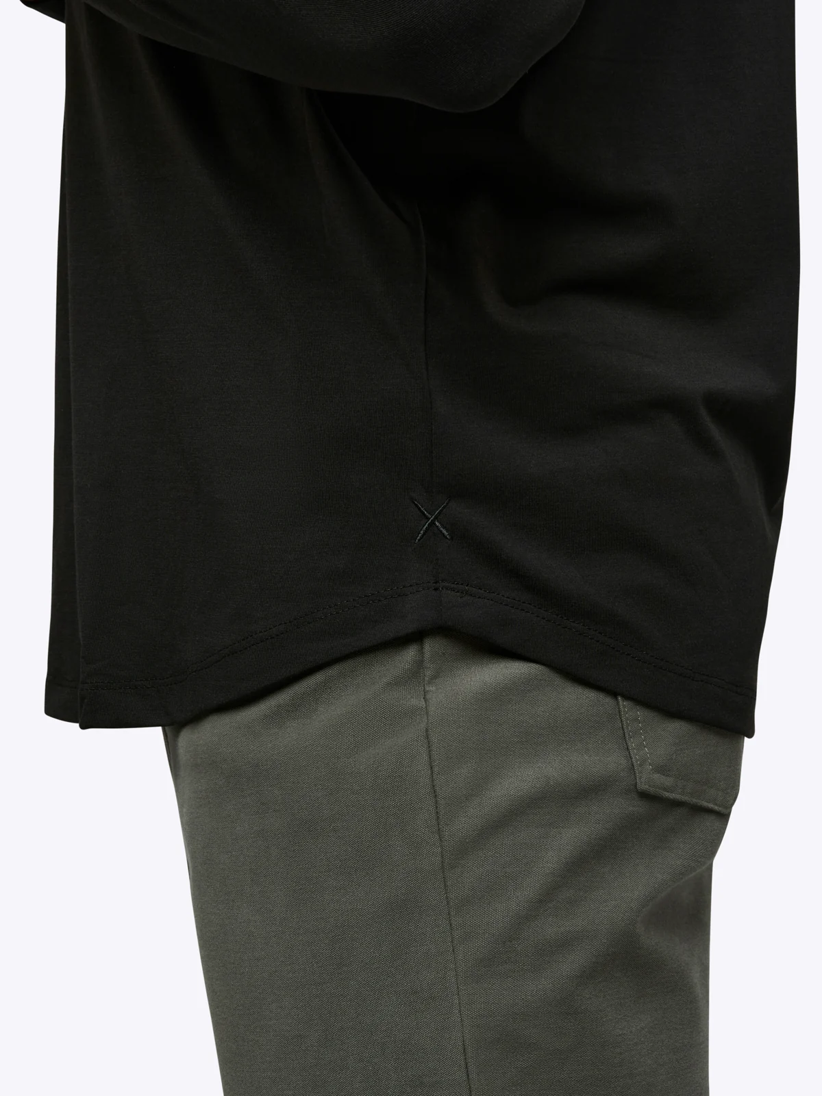 AO Long Sleeve Curve-Hem Tee | Black Signature-fit PYCA Pro® - Image 5