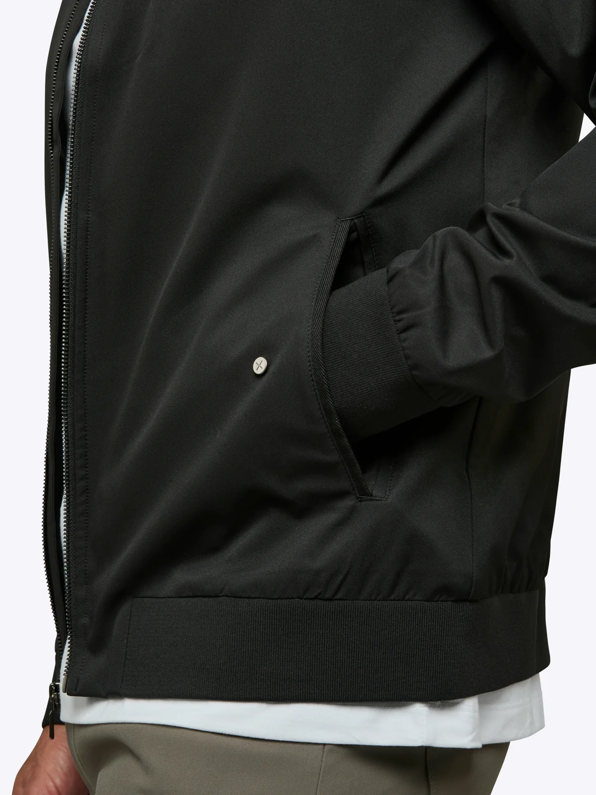 Legacy Bomber | Black Signature-fit - Image 5