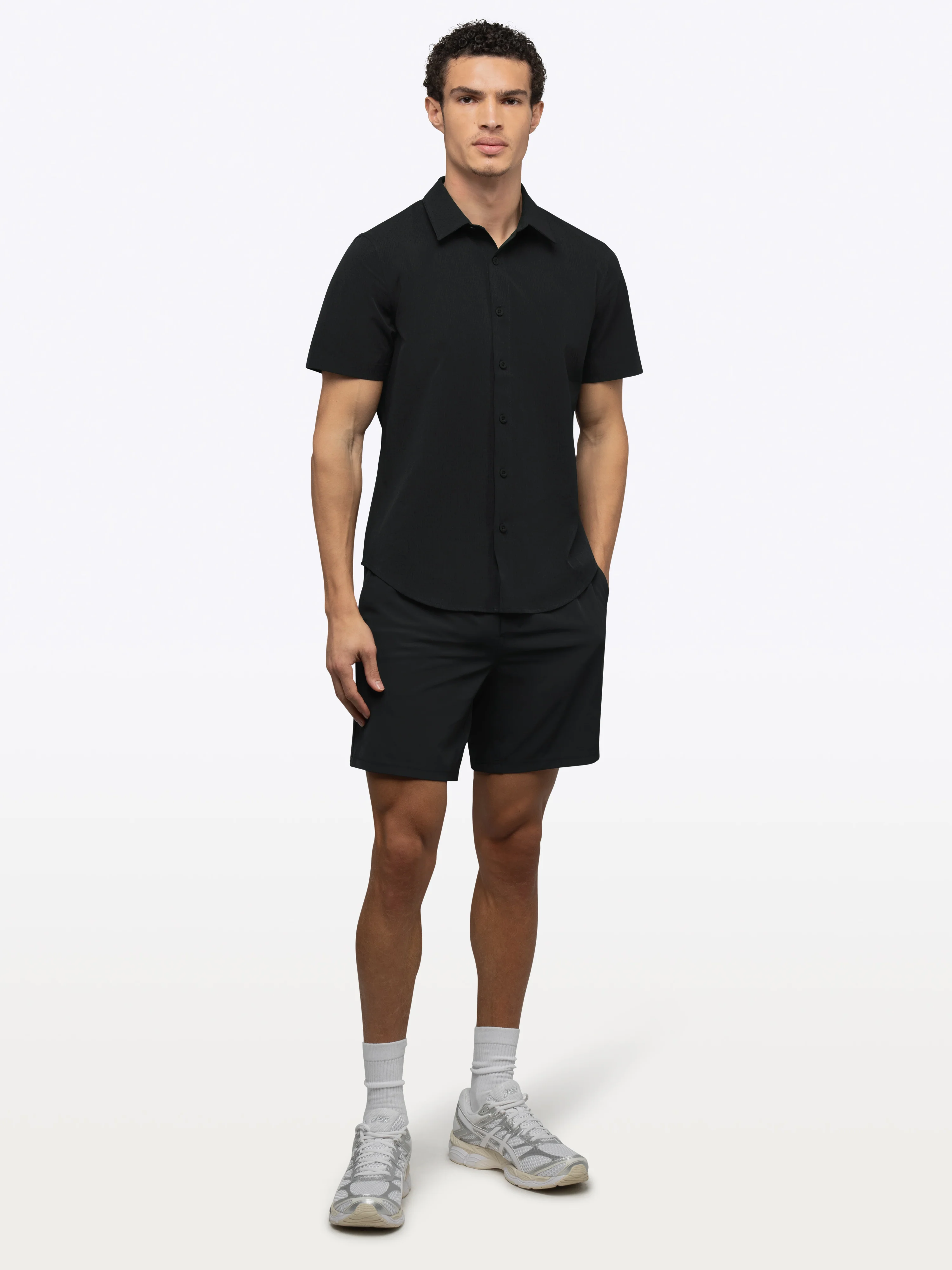 Crossover Short Unlined | Black Classic-Fit - Image 5